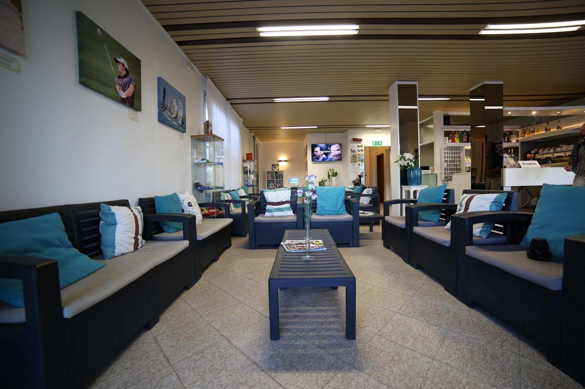 Sportur Club Hotel Cervia Exterior photo