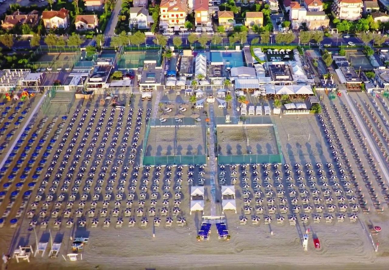Sportur Club Hotel Cervia Exterior photo